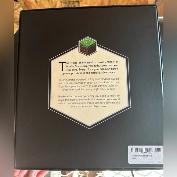 Minecraft Book - Picture 4 of 4